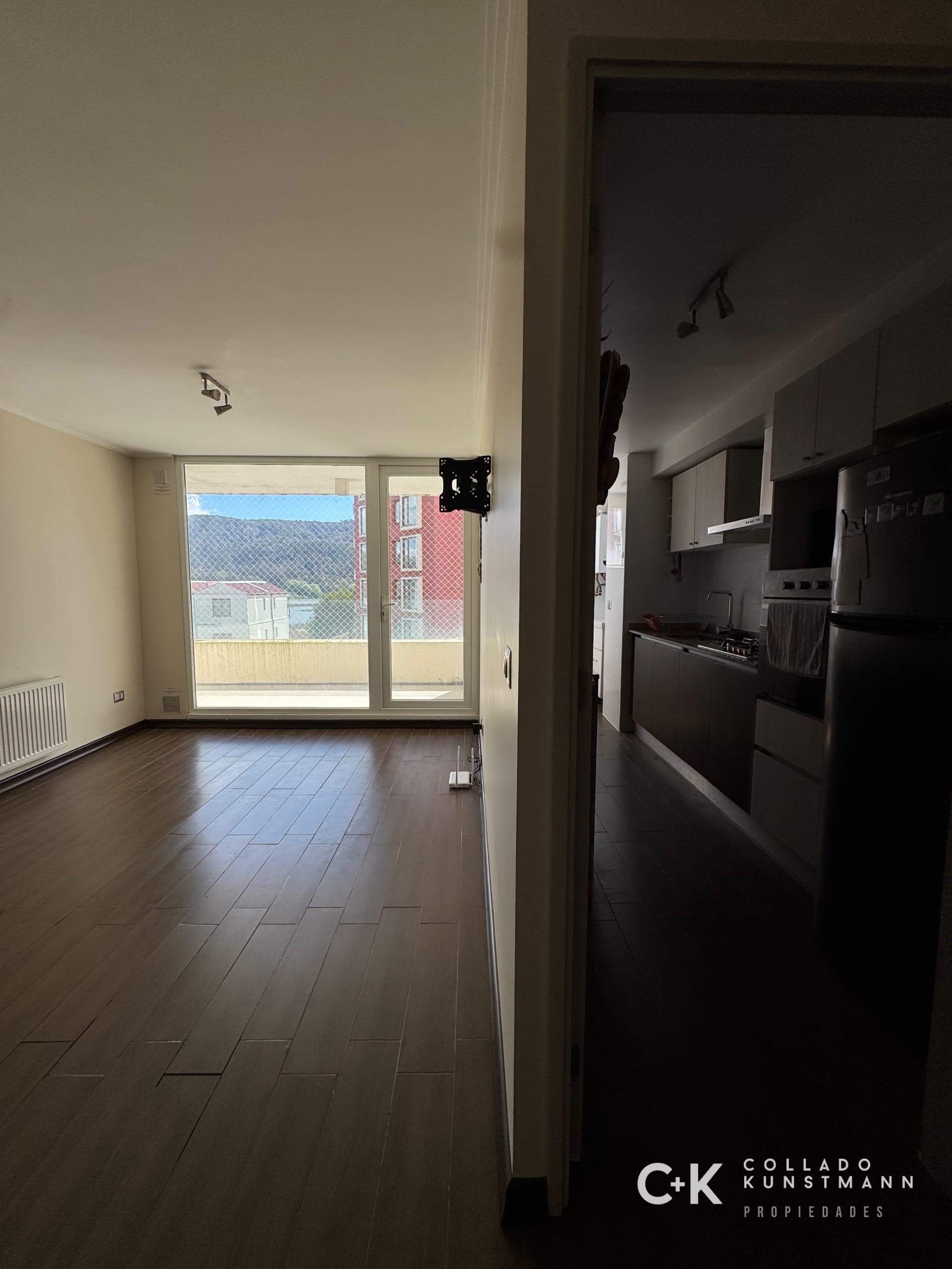 Depto. en Arriendo, Isla teja - Imagen 2